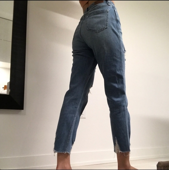 Ultra High-Rise Mom Jeans - Picture 2 of 6